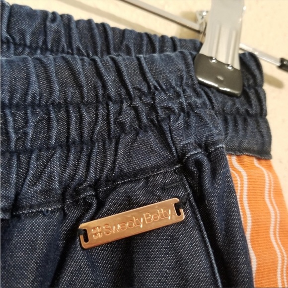 Sweaty Betty Twilight Sport 7/8 Length Chambray Side Stripe Joggers - Picture 3 of 9